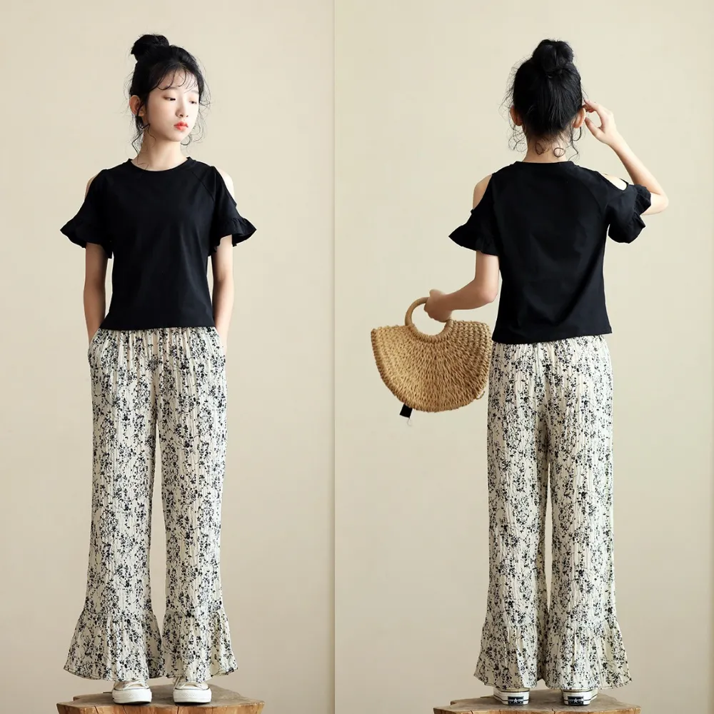 碎花喇叭裤/ 露肩上衣 Floral Flared Pants/ Cutout Tops