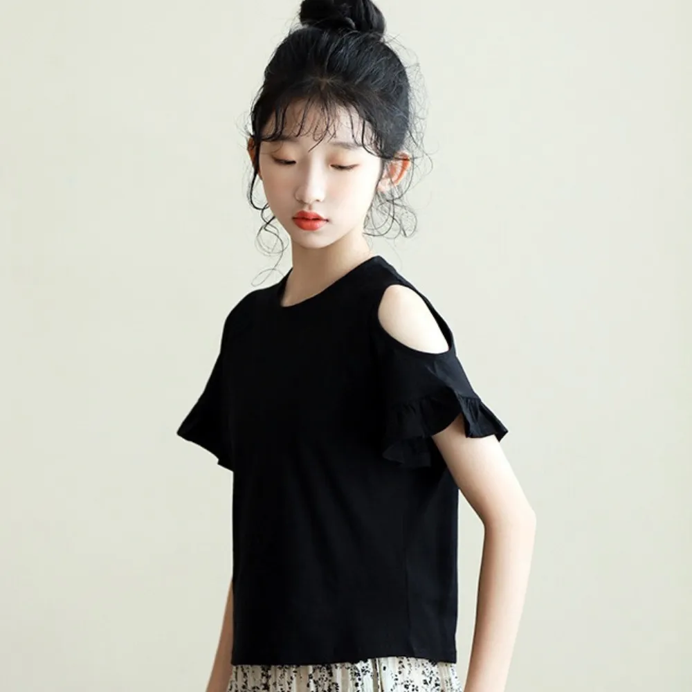 碎花喇叭裤/ 露肩上衣 Floral Flared Pants/ Cutout Tops