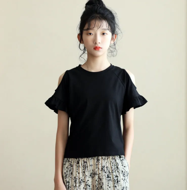 碎花喇叭裤/ 露肩上衣 Floral Flared Pants/ Cutout Tops