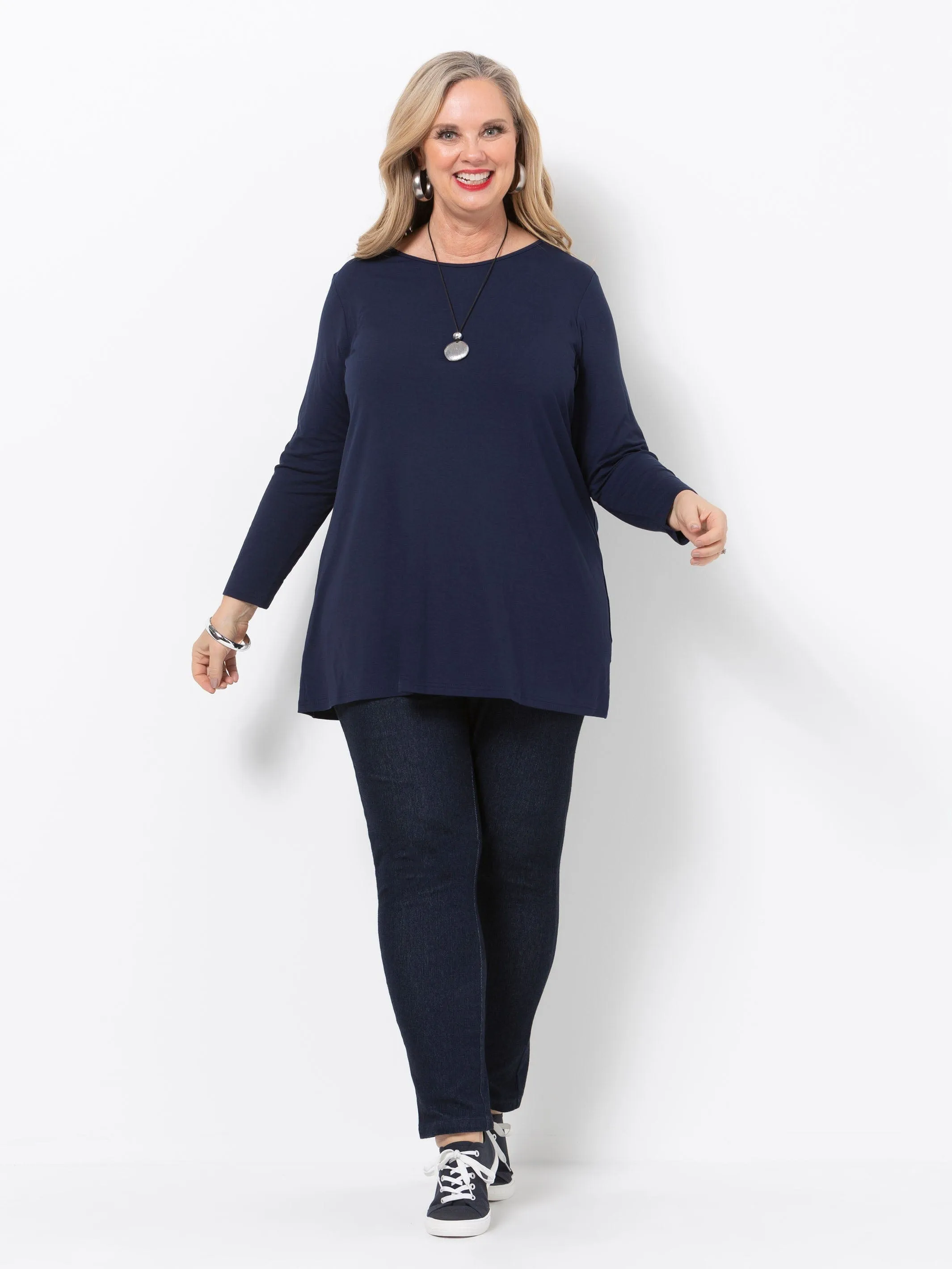 1022 Basic Long Knit Top