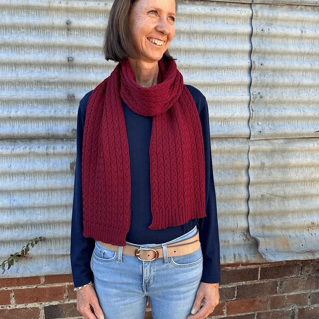Danthonia Pure Millpost Merino Cable Knit Scarf